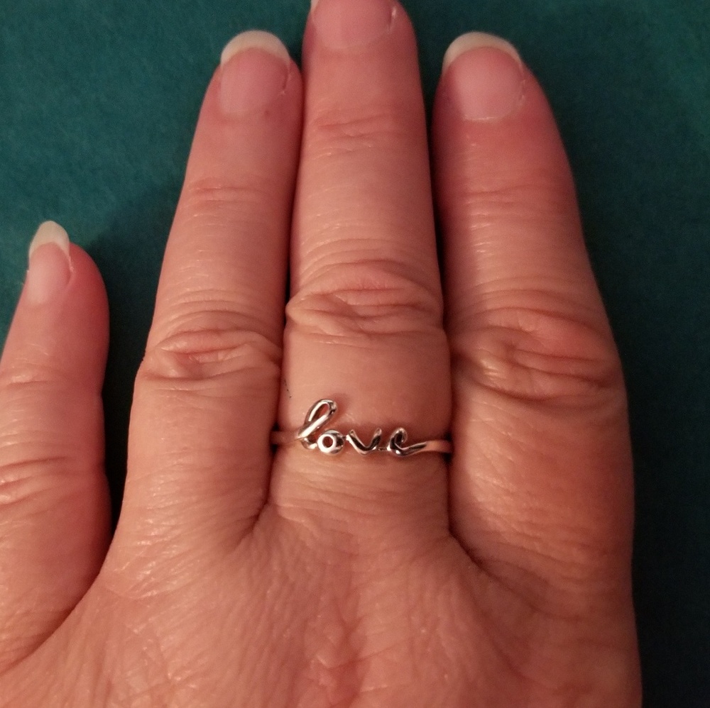 .925 Silver "Love" Ring - Picture 8 of 8